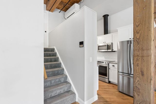 125 Main St Apt 2, Newmarket, NH 03857