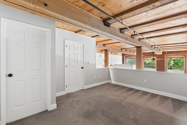 125 Main St Apt 2, Newmarket, NH 03857
