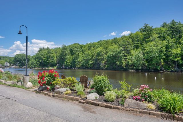 125 Main St Apt 2, Newmarket, NH 03857