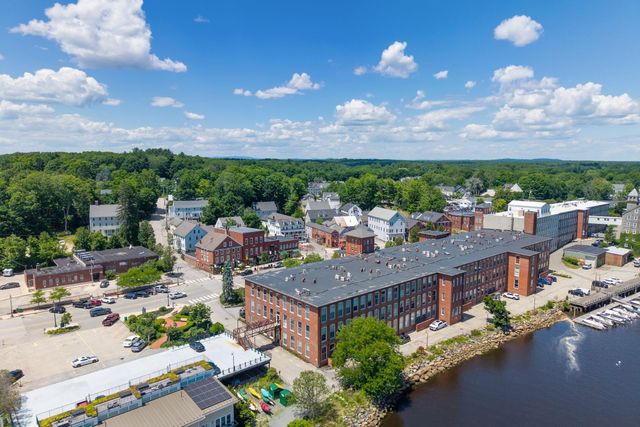 125 Main St Apt 2, Newmarket, NH 03857