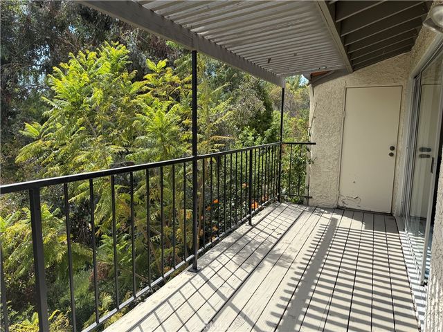 11431 Tampa Avenue 84, Porter Ranch, CA 91326
