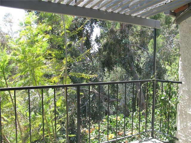 11431 Tampa Avenue 84, Porter Ranch, CA 91326