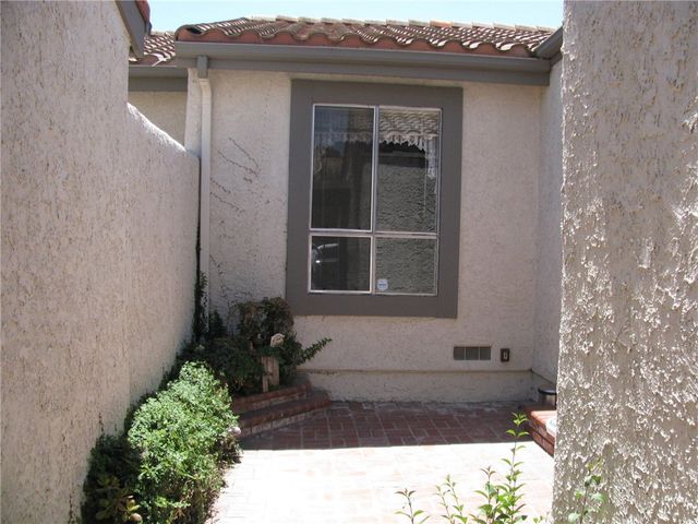 11431 Tampa Avenue 84, Porter Ranch, CA 91326