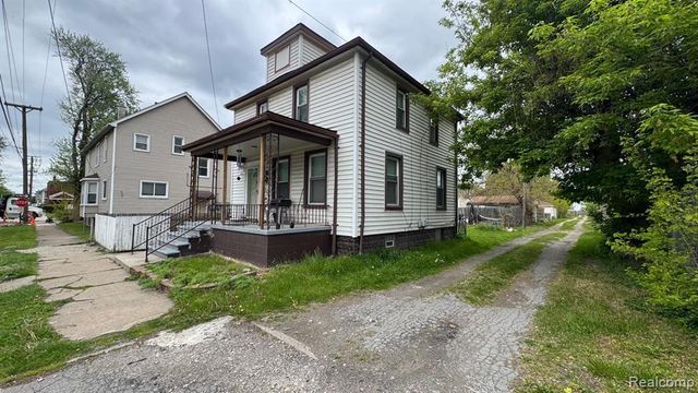 194 Genessee Street, River Rouge, MI 48218