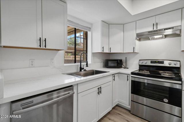 15801 N 29TH Street 5, Phoenix, AZ 85032