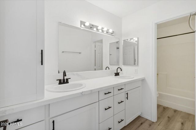 15801 N 29TH Street 5, Phoenix, AZ 85032