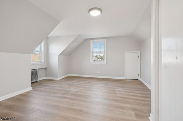 72 Washington Ave, Elmwood Park Boro, NJ 07407