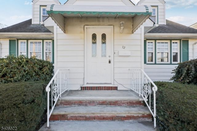 72 Washington Ave, Elmwood Park Boro, NJ 07407