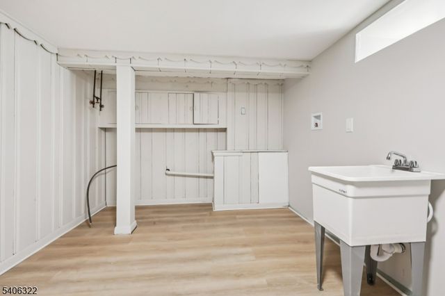 72 Washington Ave, Elmwood Park Boro, NJ 07407