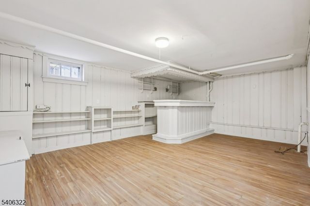 72 Washington Ave, Elmwood Park Boro, NJ 07407