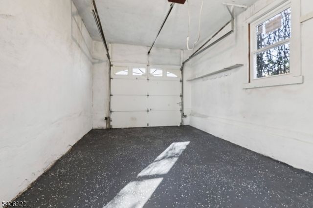 72 Washington Ave, Elmwood Park Boro, NJ 07407