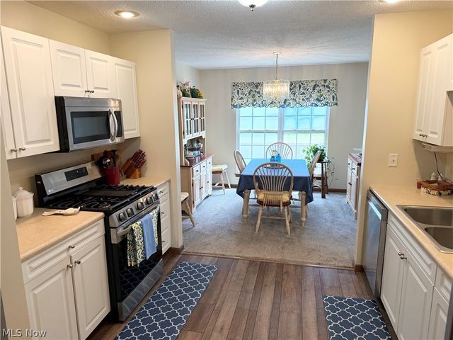 2218 Packard Court, Parkersburg, WV 26104