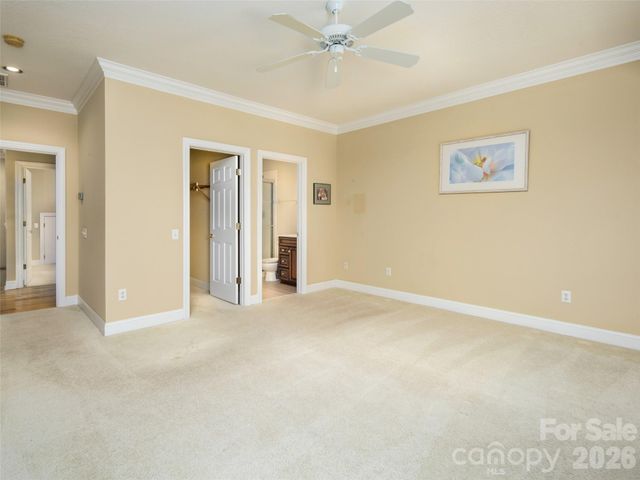 124 Towne Place Drive, Hendersonville, NC 28792