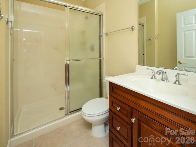 124 Towne Place Drive, Hendersonville, NC 28792