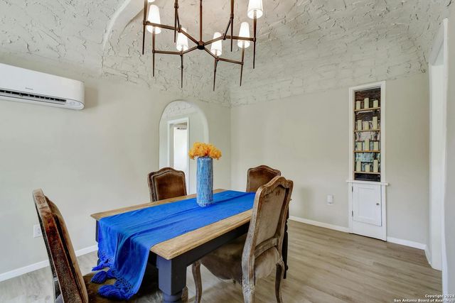 1510 STEVES AVE, San Antonio, TX 78210