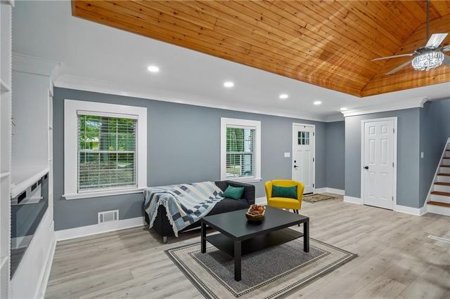 1564 Bubbling Creek Road NE, Brookhaven, GA 30319