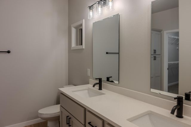 6260 85 Avenue S, Horace, ND 58047