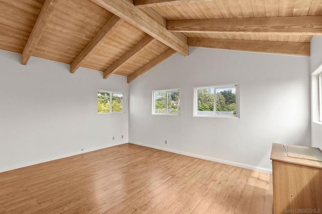 9450 La Jolla Farms Road, La Jolla, CA 92037