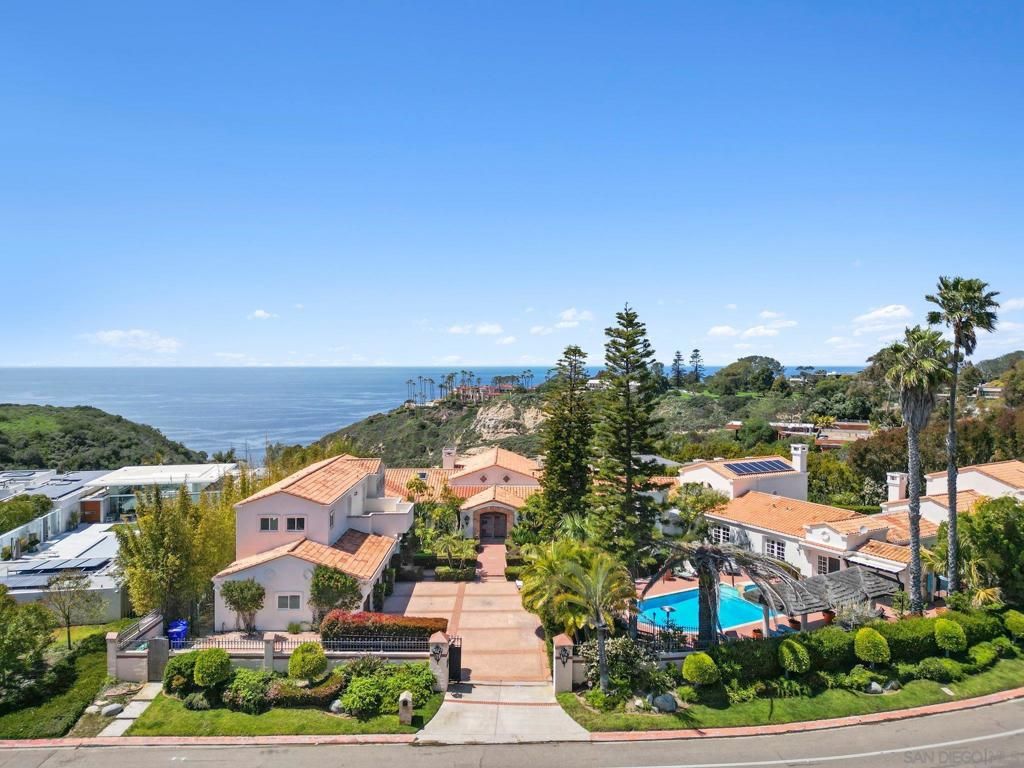 9450 La Jolla Farms Road, La Jolla, CA 92037
