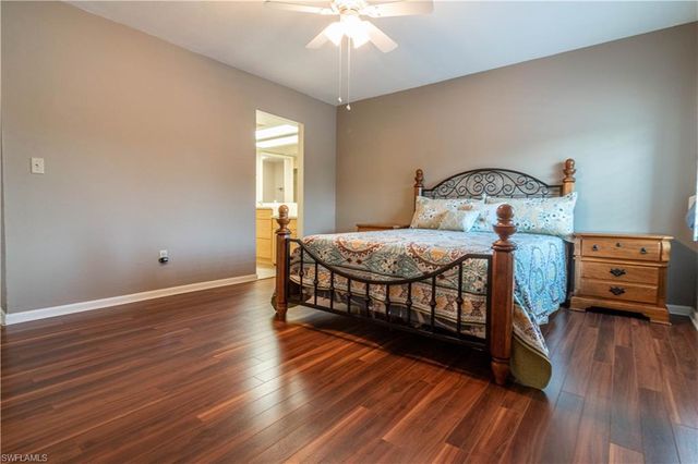 2069 W Lakeview BLVD E1, North Fort Myers, FL 33903