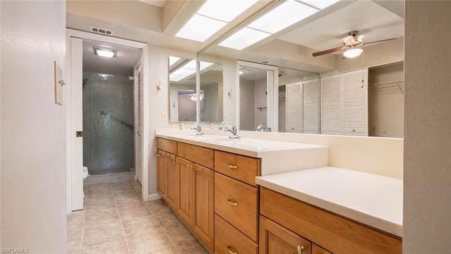 2069 W Lakeview BLVD E1, North Fort Myers, FL 33903