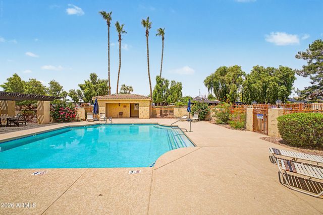 1333 E MORTEN Avenue 206, Phoenix, AZ 85020