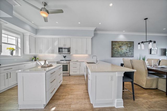 158 BRIGHTWATER DRIVE 2, Clearwater Beach, FL 33767