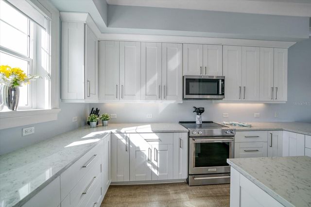 158 BRIGHTWATER DRIVE 2, Clearwater Beach, FL 33767