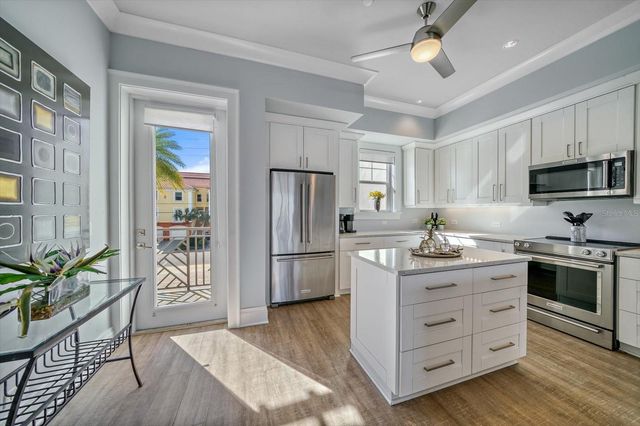 158 BRIGHTWATER DRIVE 2, Clearwater Beach, FL 33767