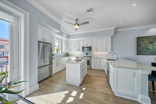 158 BRIGHTWATER DRIVE 2, Clearwater Beach, FL 33767