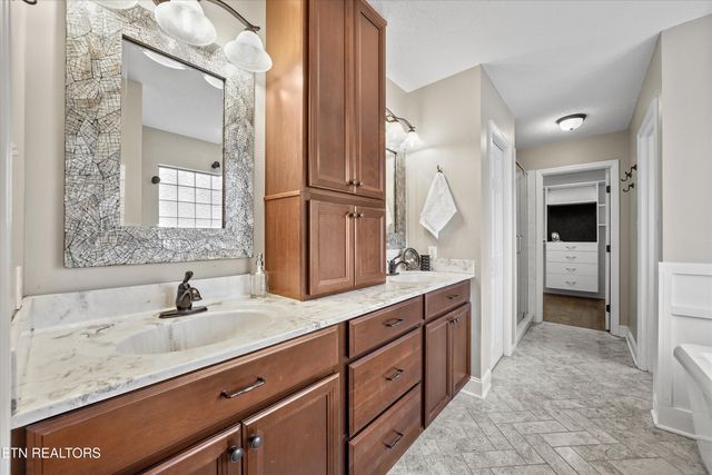 3438 Bridlebrooke Drive, Knoxville, TN 37938