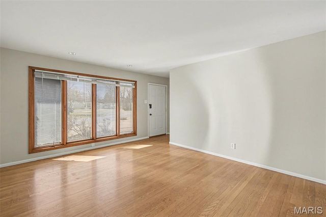 1125 Florland Drive, Florissant, MO 63031