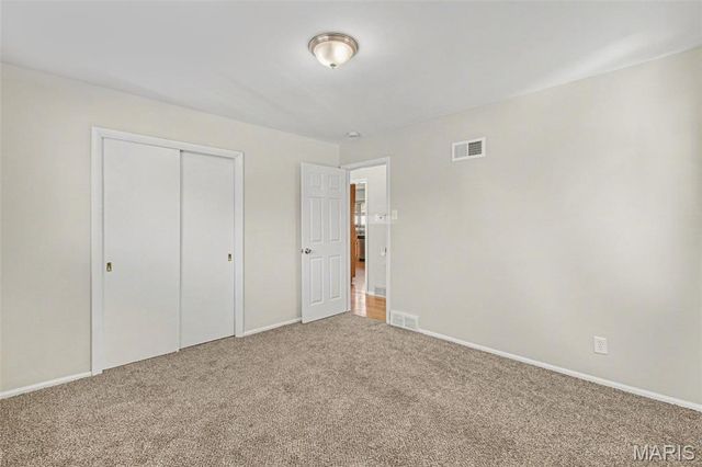 1125 Florland Drive, Florissant, MO 63031