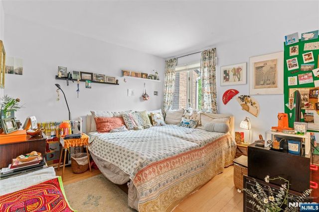 2330 5th Street 8, Fort Lee, NJ 07024
