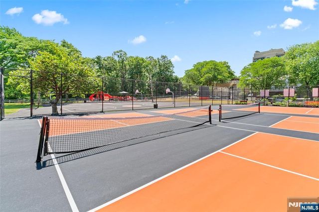 2330 5th Street 8, Fort Lee, NJ 07024
