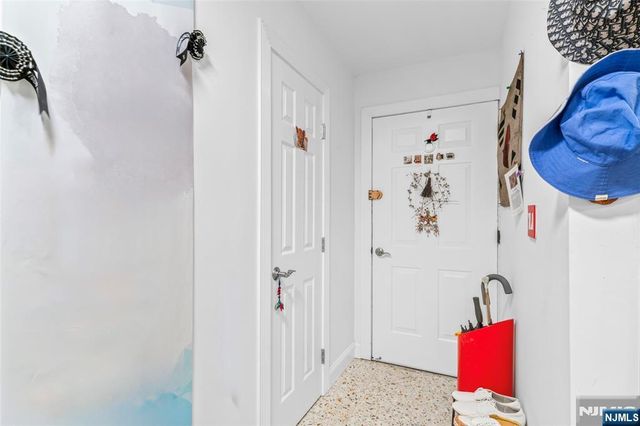 2330 5th Street 8, Fort Lee, NJ 07024