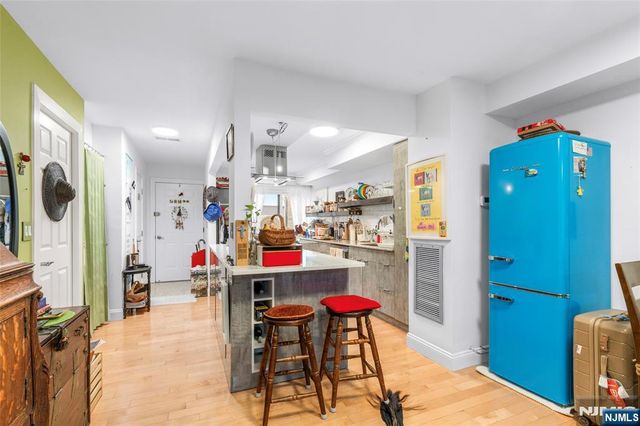 2330 5th Street 8, Fort Lee, NJ 07024