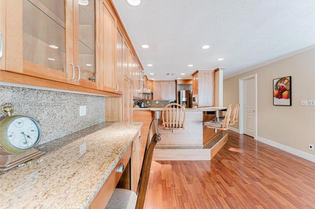 3090 NE 48th Street 7, Fort Lauderdale, FL 33308