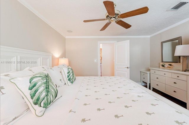3090 NE 48th Street 7, Fort Lauderdale, FL 33308