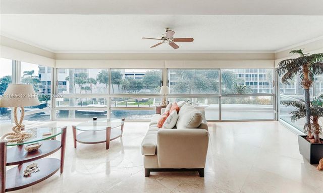 3090 NE 48th Street 7, Fort Lauderdale, FL 33308