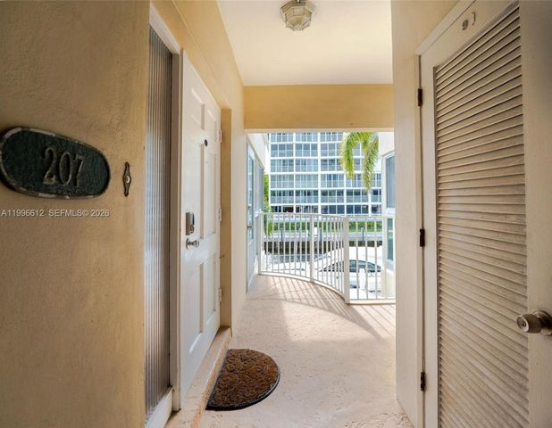 3090 NE 48th Street 7, Fort Lauderdale, FL 33308