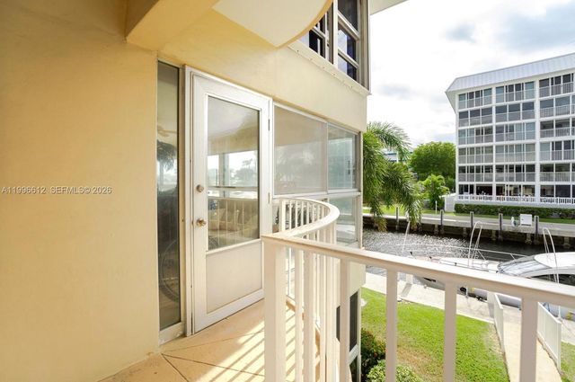 3090 NE 48th Street 7, Fort Lauderdale, FL 33308