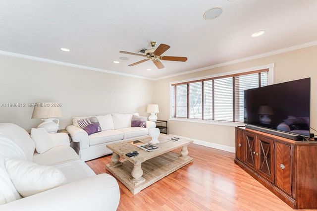 3090 NE 48th Street 7, Fort Lauderdale, FL 33308