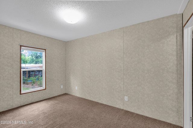 103 RIVERSHORE Drive, San Mateo, FL 32187