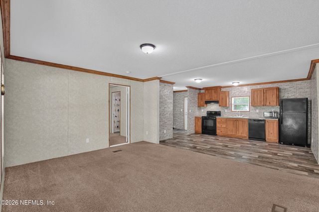 103 RIVERSHORE Drive, San Mateo, FL 32187