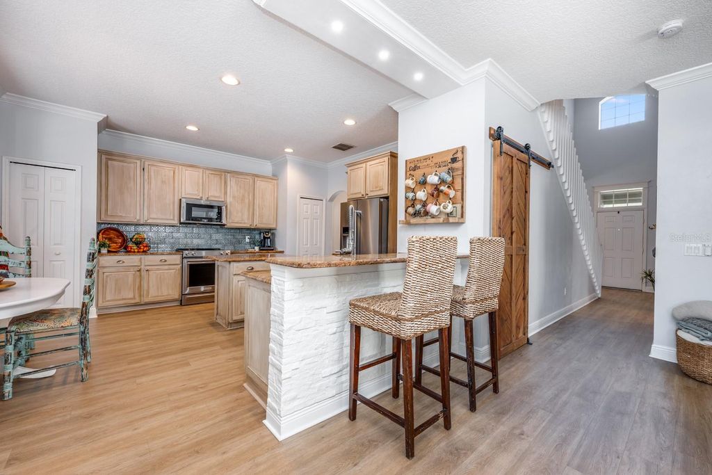 Image 13 of property listing at 2644 DOVER GLEN CIRCLE, Orlando, FL 32828