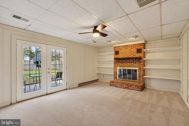 1706 FANTASIA CIR, Herndon, VA 20170