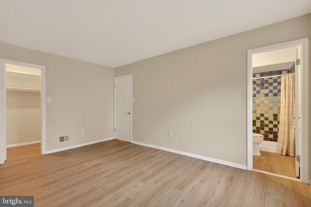 1706 FANTASIA CIR, Herndon, VA 20170