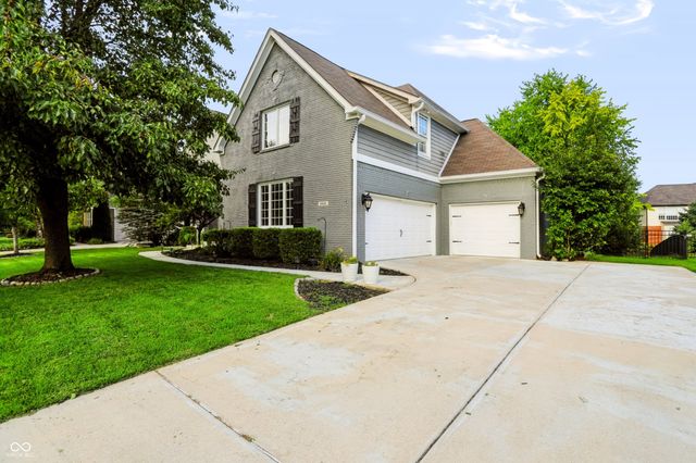 9928 Wading Crane Avenue, Fishers, IN 46055