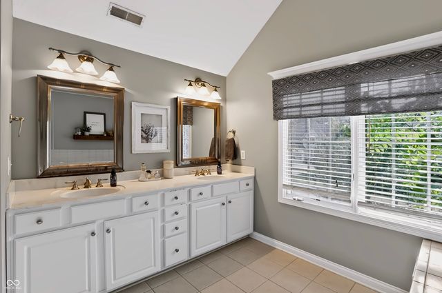 9928 Wading Crane Avenue, Fishers, IN 46055